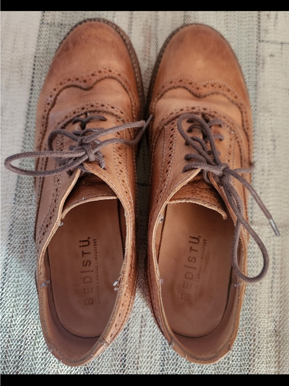 Bed Stu Tan Leather Wingtip Loafers with Brown Laces - Picture 3 of 8